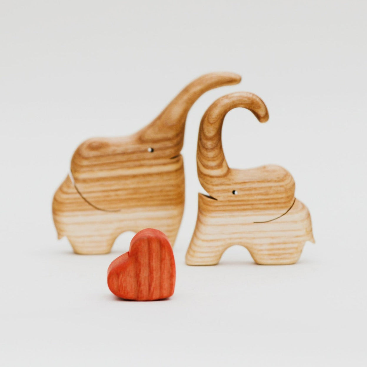 Wooden elephants family puzzle